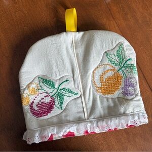 Tea towel tea cozy